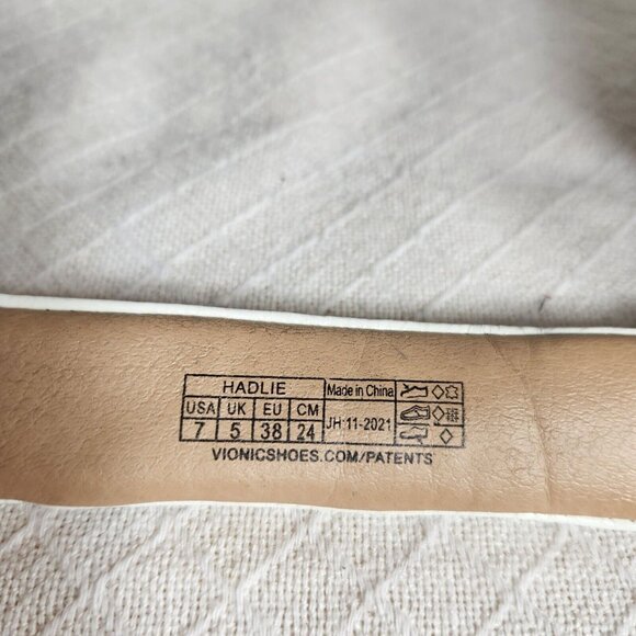 Vionic Women's Size 7 Hadlie White Gold Cross edición Straps (28) - Picture 8 of 9